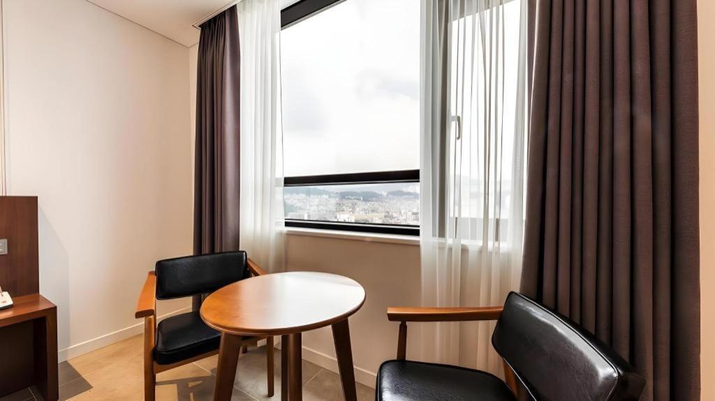 CS Premier Hotel Seoul Exterior foto